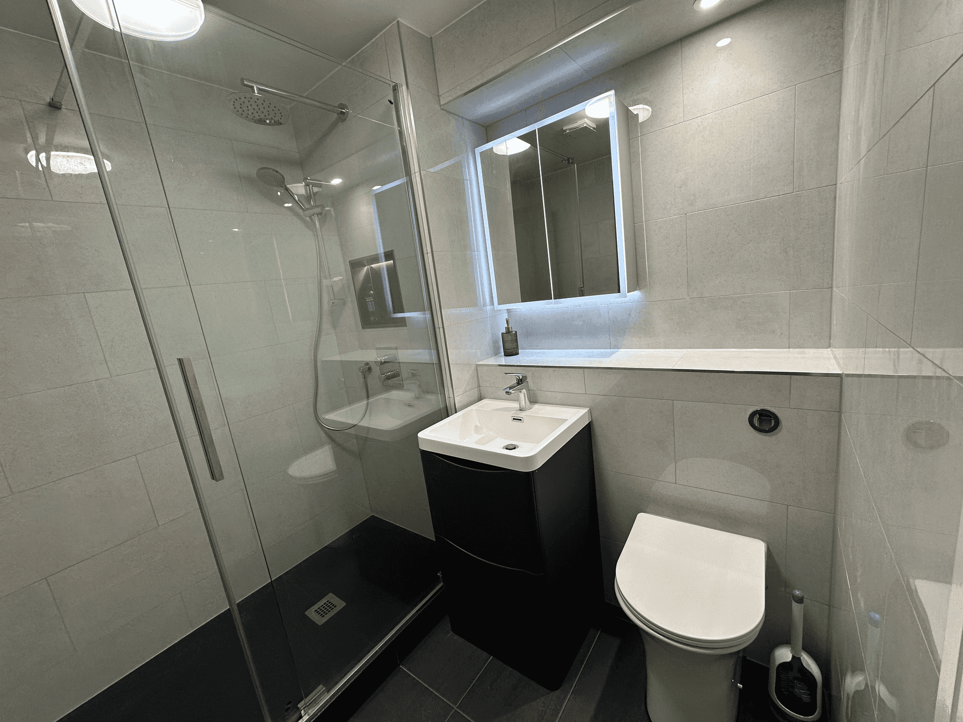 Modern Bathroom Renovation - Lambeth