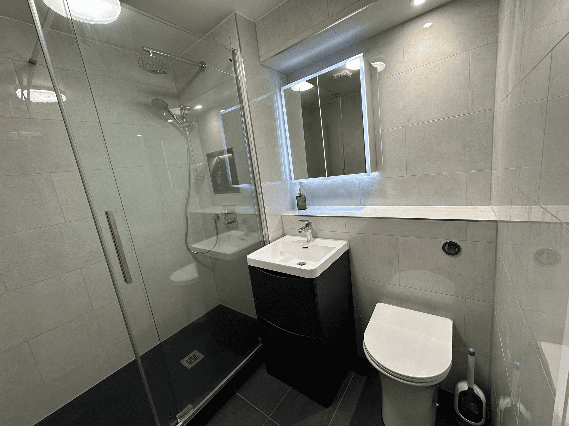 Modern Bathroom Renovation - Lambeth